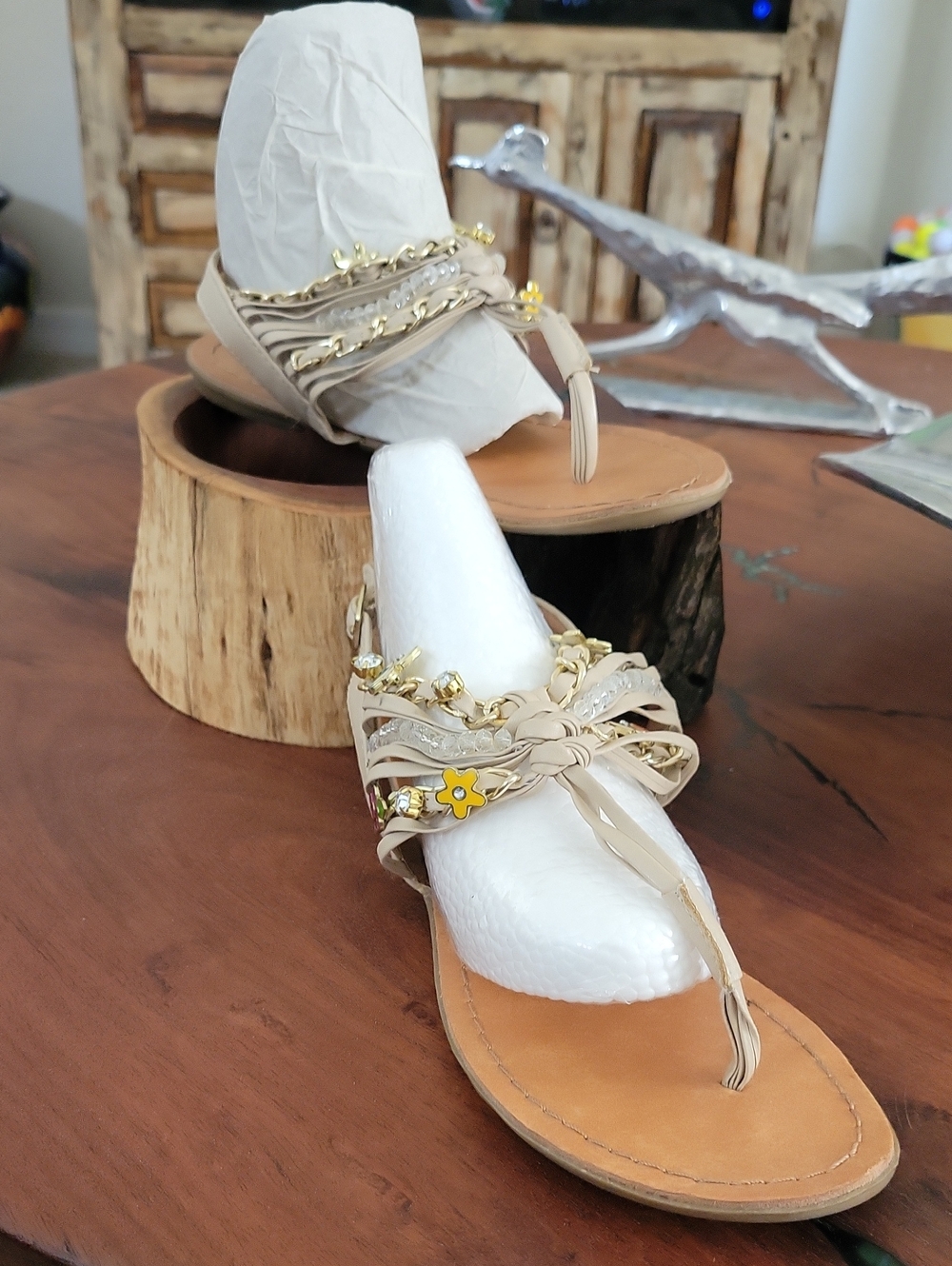 Zigi Soho Beige Braided Thong Sandals with Gold Chain Butterfly/Flower Charms